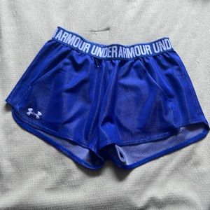 Slightly used UA shorts